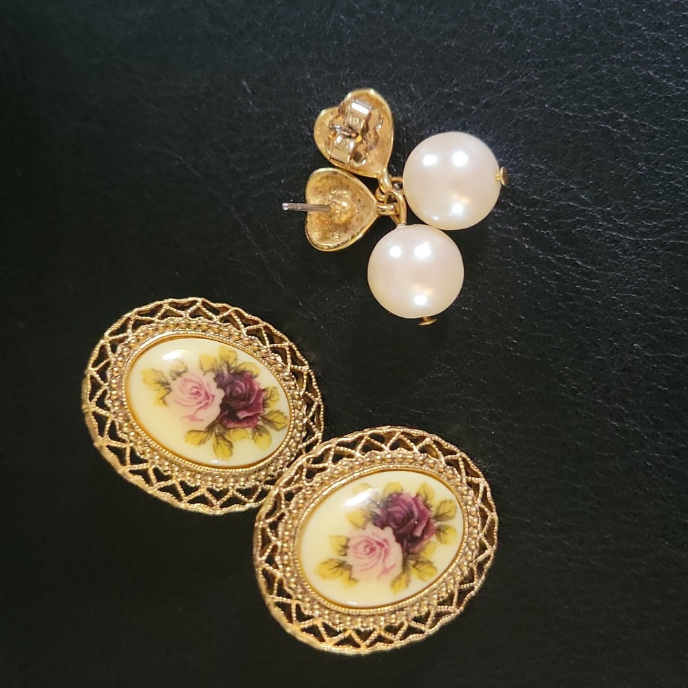 Vintage 1928 Floral Filigree & Heart Faux Pearl Drop Earrings  Cottagecore‎